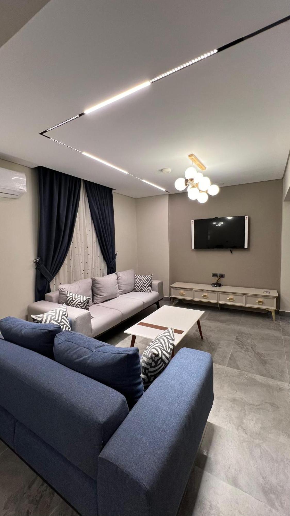 Luxury Apartment El Mohandessen Cairo Exterior foto